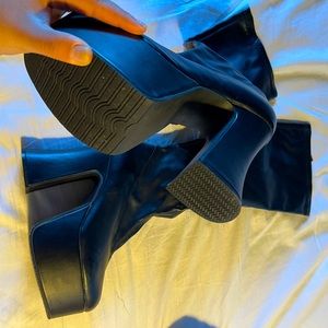 Platform black heels